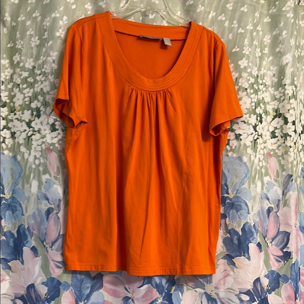 Liz Claiborne soft orange scoop neck top size 1X
